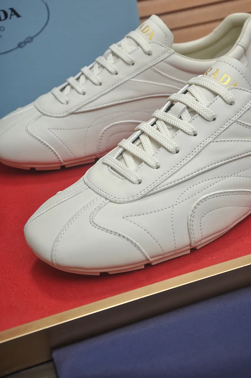 Men's shoes 💰560💶【PRADA】Prada casual shoes for couples, originally developed 1:1, made of high-mercerized cowhide with imported cowhide, silk sheepskin lining, rubber outsole, comfortable and soft on the feet, size for women: 35 to 40. Male 38 to 48💰🔥🔥🔥🔥🔥